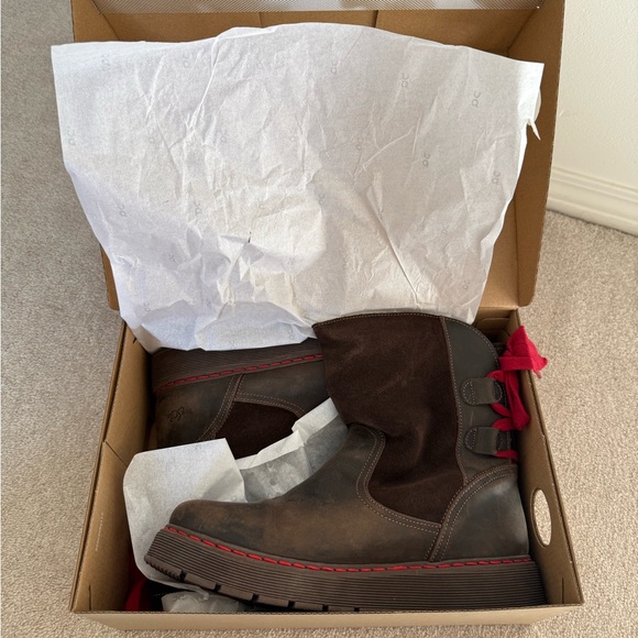 Bos. & Co. Women's EU 40. Omega Wool-Lined Ankle Boot - Picture 2 of 9